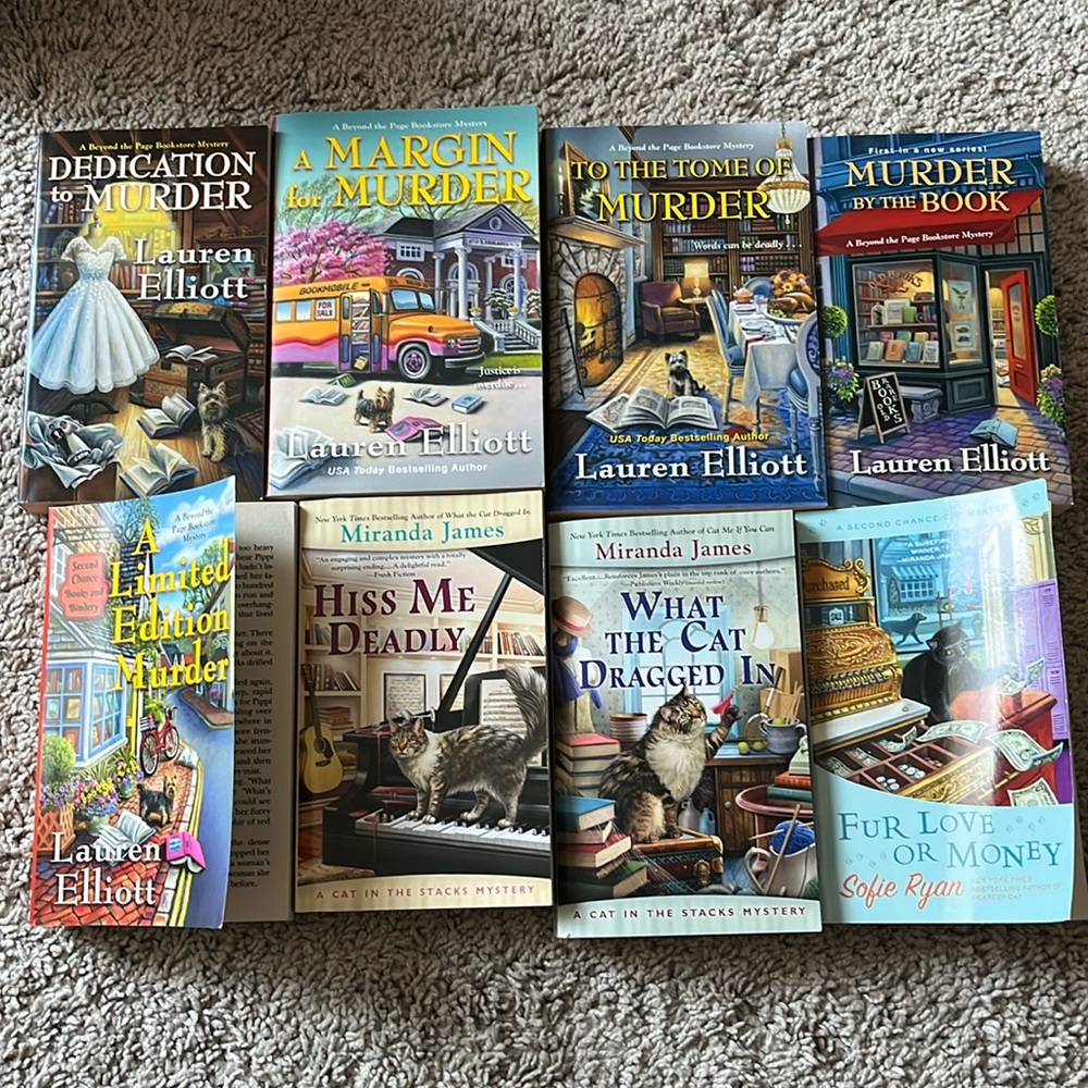 Bundle of 8 cozy mysteries